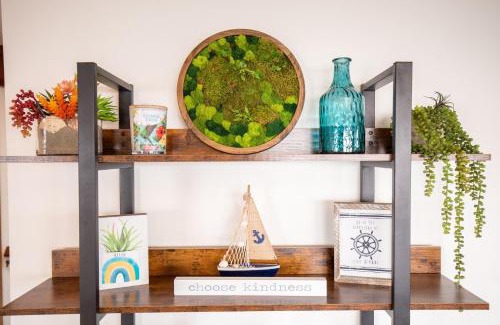 Dillon Beach House | Agua La Vista Baby Bay & Ocean Views BBQ Grill Fast WiFi Dog Friendly