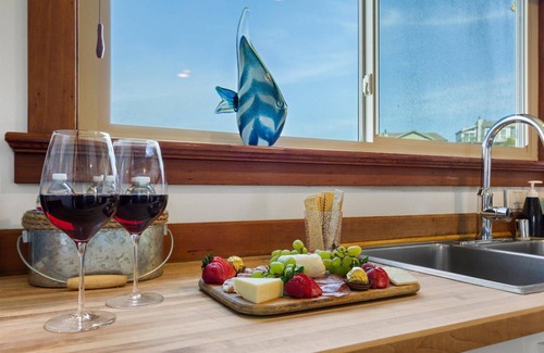 Dillon Beach House | Agua La Vista-New Lounging Deck! Never Miss Sunsets or Dolphins!HtTb/Pup/WiFi