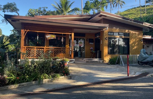 Cebu Cabin | Aguanga Cabin at Threesome Cafe