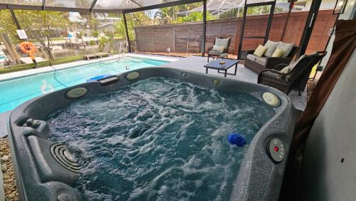 Bay Crest Park House | Aguila Vacation Rentals