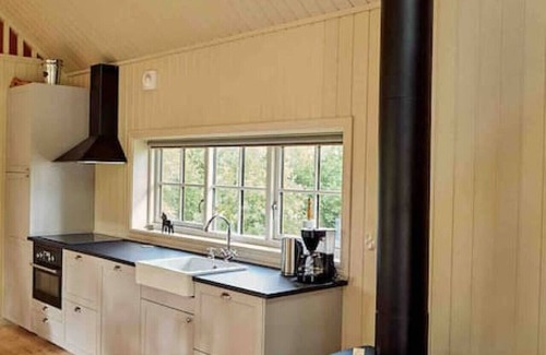 Agunnaryd Cottage | Agundaborg Lake Cottage