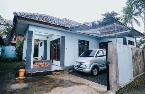 Kayangan House | Agus Hidden Homestay - Banjar Sweet Village-Ijen