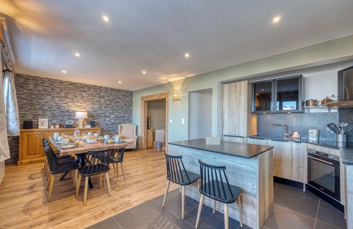 Saint-Nazaire-les-Eymes Ski Chalet | #AH16 | Les Quirlies | Sublime family cottage