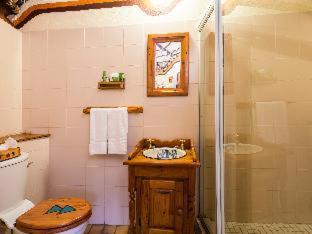 Lanseria Cabin | aha Lesedi African Lodge & Cultural Village