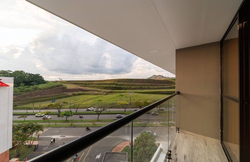 Pereira House | |Ahead| Chic Loft with balcony & AC