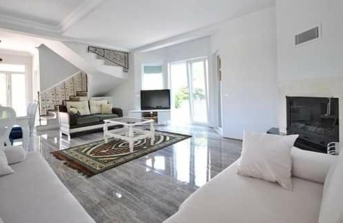 Thanh Oai House | Aho gold hotel