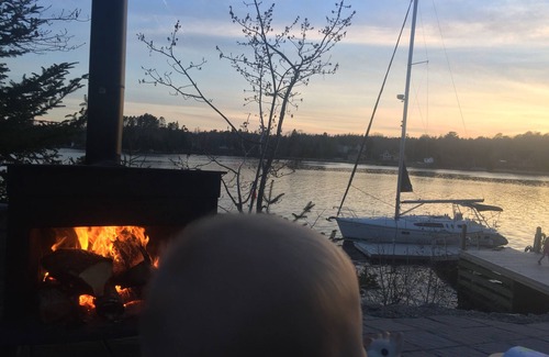 Chester Basin Cottage | Ahoy!.Oceanfront Family Cottage with Hot Tub, Near South Shore Attractions