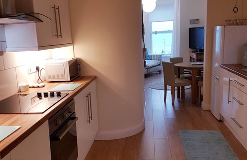 Carrickfergus Apartment | Ahoy4 Carrickfergus Front-line Sea-views!n