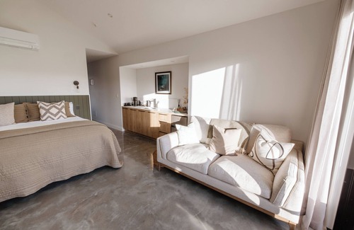 Mangawhai Bed & Breakfast | Ahuru House a touch of luxury - Tui Room