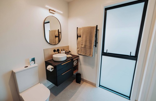 Mangawhai Bed & Breakfast | Ahuru House a touch of luxury - Tui Room