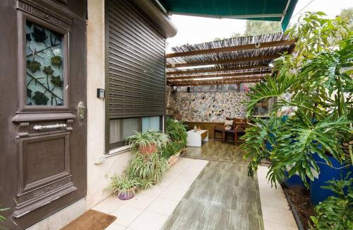 Hadera Apartment | Ahuzat Shaul - Apartment