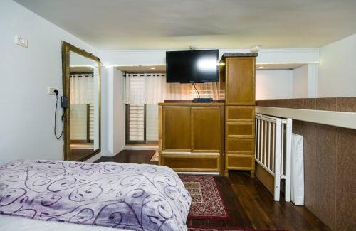 Hadera Apartment | Ahuzat Shaul - Apartment