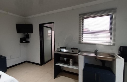 Acornhoek House | Aidah Residents Guest House