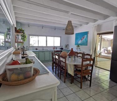 Azur House | AigaSurfHouse