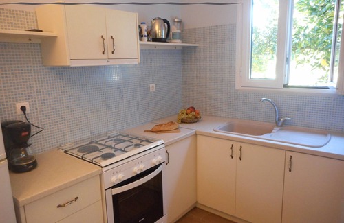 Valimitika Cottage | Aigion: country holiday home - Aigio