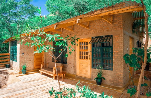 Iringa Apartment | Aika Sunrise: Treetops Apartment