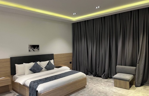 Uyo Hotel | AIKU LUXURY HOTEL & RESORTS