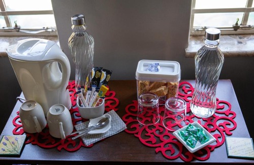 Ekurhuleni Apartment | Ailani Blue Room