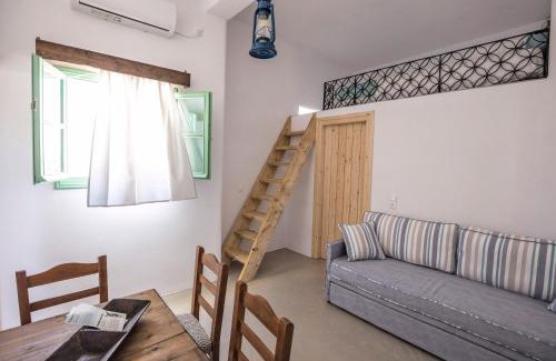 Schinoussa Town House | Ailouros Scenic Guest Houses