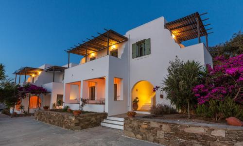 Schinoussa Town Bed & Breakfast | Ailouros summer hotel