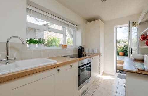 Isle of Purbeck Apartment | Ailwood Cottage, Corfe Castle. Sleeps 2