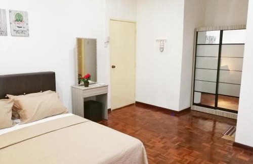 Seremban House | AiMAS Homestay Senawang Muslim