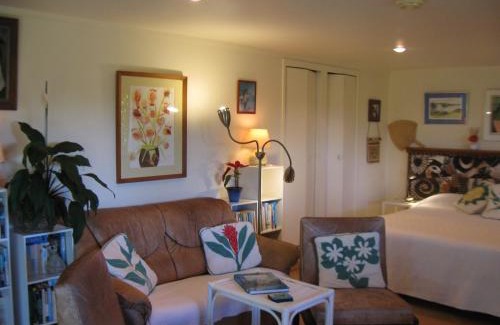 Okiato House | Aimeo Cottage