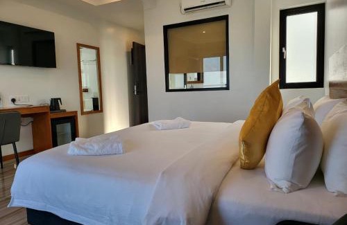 Gulhi Hotel | AIMI Beach Hotel