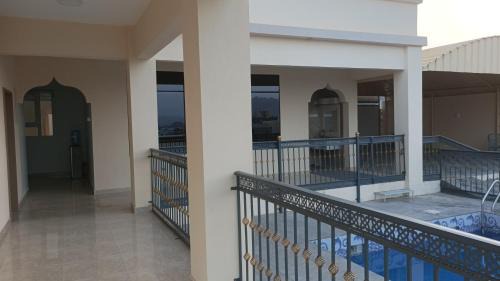 Al Hamra Ski Chalet | Ain almasfa house بيت عين المسفاة