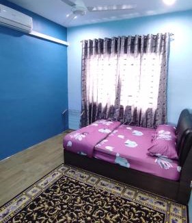 Taman Jali House | Ain's Homestay