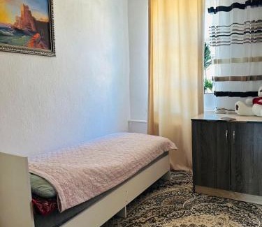 Toktogul House | Ainazik guest house