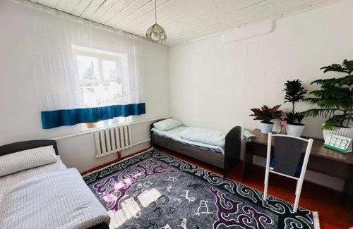 Toktogul House | Ainazik guest house