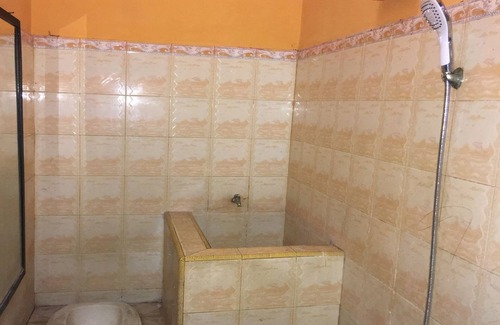 Ternate House | Aini Homestay Ternate
