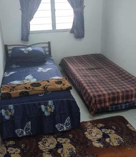 Alor Gajah House | Ainur Homestay