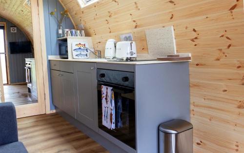 Baleshare Apartment | Air a’ Chroit Luxury Pods