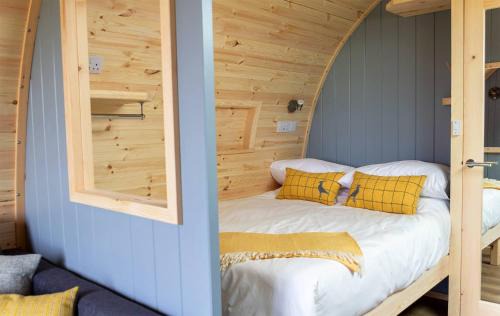 Baleshare Apartment | Air a’ Chroit Luxury Pods