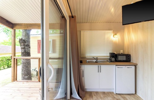 Saint-Martial-de-Nabirat Ski Chalet | Air-conditioned mobile home with pool & fishing ponds – Périgord Noir, near Sarlat