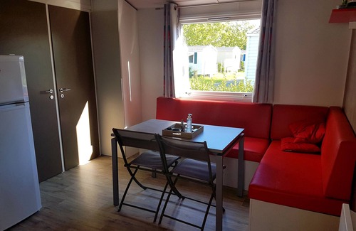 Talmont-Saint-Hilaire House | Air-conditioned mobile home 4/6 pers at Loyada campsite *