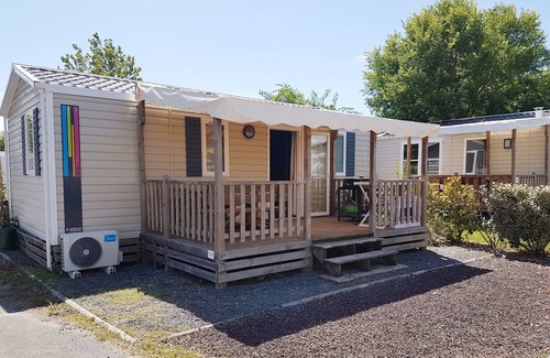 Talmont-Saint-Hilaire House | Air-conditioned mobile home 4/6 pers at Loyada campsite *