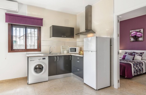Conil de la Frontera House | Air-Conditioned Apartment with Pool, Terrace, Garden & Wi-Fi; Parking Available
