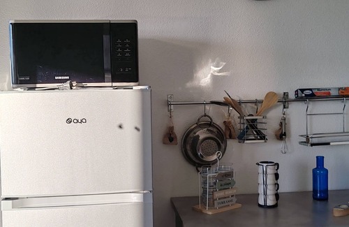 Les Arenes Apartment | Air-conditioned studio in tourist residence, 800m from beach and shops