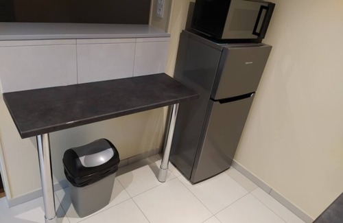Lamalou-les-Bains Apartment | Air-conditioned house with private courtyard/terrace