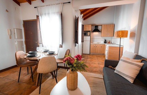 Cella Apartment | Air-conditioned apartment with wifi - QH Mirador San Cristobal 04