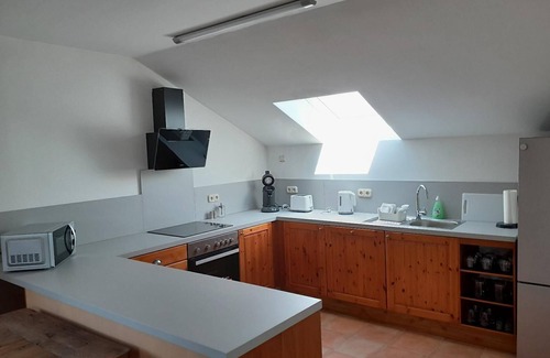 Loifling Apartment | Air-conditioned apartment (110sqm) with balcony and 2 bedrooms