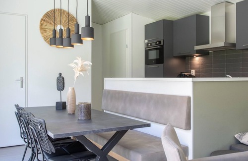 Municipality of Geldrop-Mierlo Ski Chalet | Air-Conditioned Chalet near Eindhoven