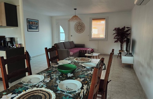 Argeles-sur-Mer Villa | Air-conditioned single-storey house between beach and village, quiet, terrace, garden.