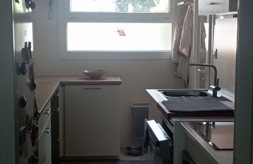 La Crau Apartment | Air-conditioned ground floor apartment with balcony, small garden and terrace