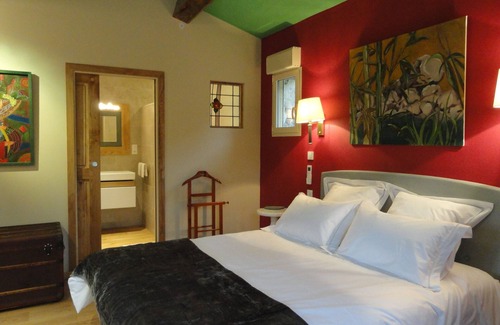 Joyeuse House | Air-conditioned guest room South Ardèche Swimming pool Spa
