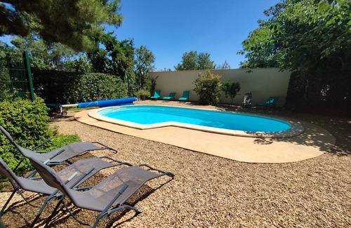 Lespignan House | Air-conditioned Maison de Maitre 13 km from beaches, gardens, secure swimming pool, games.