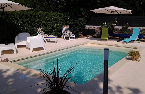 Pezens Apartment | Air-conditioned self-contained studio with private pool in villa near Carcassonne